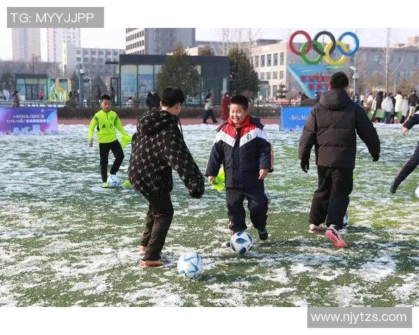 足球明星在推动社会发展与公益事业中的重要贡献与影响分析