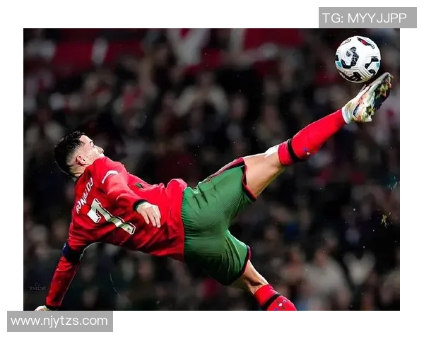 足球明星大哥究竟是谁揭秘他在球场上的传奇故事与成就 足球明星大哥究竟是谁揭秘他在球场上的传奇故事与成就