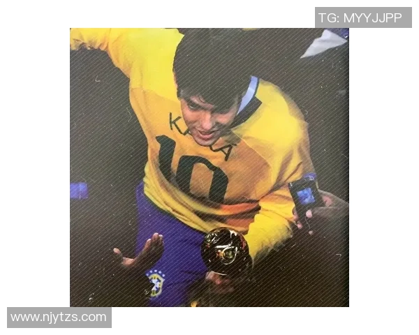 足球明星头像高清合集展现各大球星风采与魅力的完美视觉盛宴 足球明星头像高清合集展现各大球星风采与魅力的完美视觉盛宴