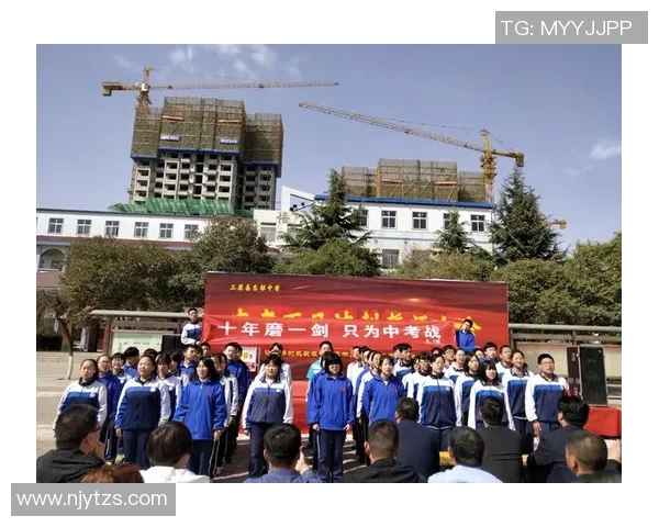 足球明星寄语:勇敢追梦,努力拼搏,迎接中考挑战的信心与决心 足球明星寄语:勇敢追梦,努力拼搏,迎接中考挑战的信心与决心