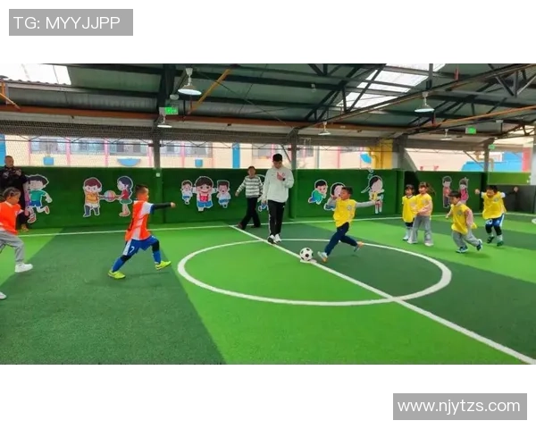 足球明星电子游戏:体验虚拟绿茵场上的激情与荣耀之旅 足球明星电子游戏:体验虚拟绿茵场上的激情与荣耀之旅