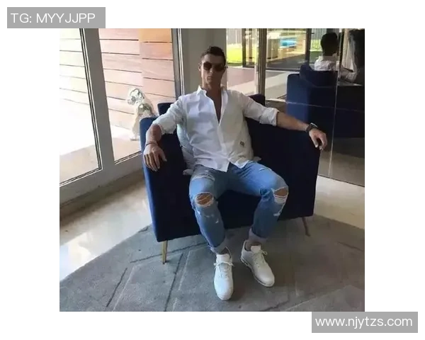 足球明星私人服装独特风格揭秘时尚穿搭图片欣赏 足球明星私人服装独特风格揭秘时尚穿搭图片欣赏