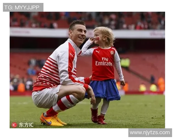 足球明星背后的温暖故事与家庭责任感的完美结合 足球明星背后的温暖故事与家庭责任感的完美结合